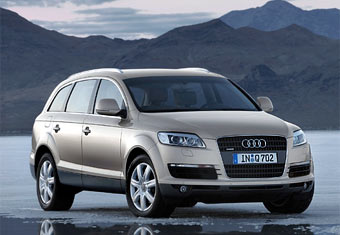 Audi Q7.  Audi