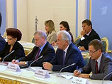 На встрече с президентом Дмитрием Медведевым в понедельник, где обсуждалась проблема национализма, Грызлов неосторожно высказался о представителях нерусских национальностей