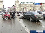 правозащитники опасаются, что по аналогии с ДТП с участием Mercedes вице-президента "Лукойла" Анатолия Баркова на Ленинском проспекте виновным будет признан водитель Opel