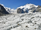 Человеческие останки обнаружены на леднике Мортерач, расположенном в швейцарском кантоне Граубюнден, сообщает местная полиция. По ее данным, обнаружить находку помогли альпинисты