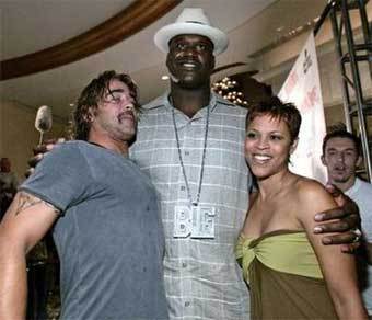  ',    shaq.com 