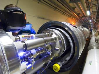    (LHC) -    .    interactions.org