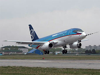 SuperJet-100.    sukhoi.superjet100.com