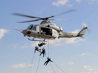  UH-1Y.    defenseindustrydaily.com