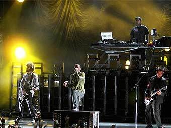 Linkin Park.     