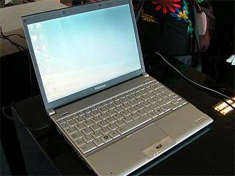 Toshiba Portege R600.    engadget.com