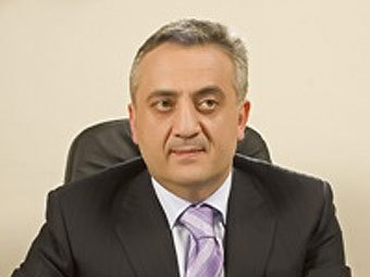  .    banker.am