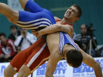       -2006  .  ©AFP