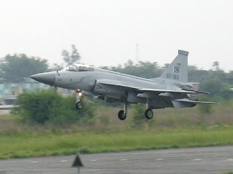 JF-17 Thunder.   Farhan_Khan007   defencetalk.com