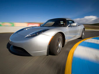  Tesla Motors.  - 