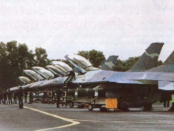 F-16  .    voodoo-world.cz