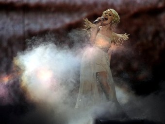     "-2011".  ©AFP