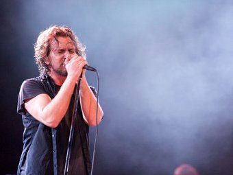  ,    Pearl Jam