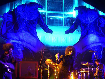  The Mars Volta.   Niken   wikipedia.org 