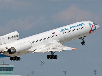 -154  " ".  airliners.net