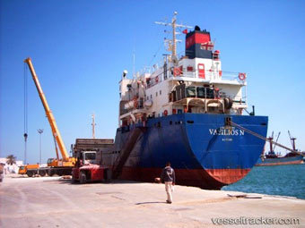 " N".    vesseltracker.com 