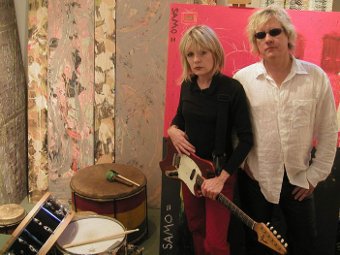     .    Tom Tom Club