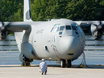 C-130J  .  - Lockheed Martin
