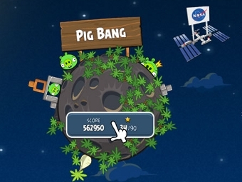  Angry Birds Space