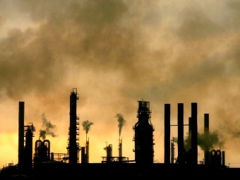 Paraguana Refining Center.  (c)Reuters