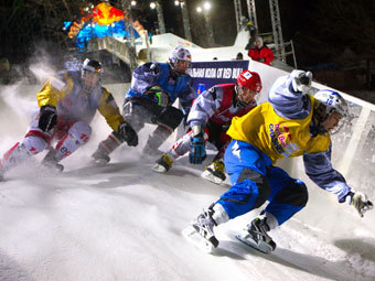  Red Bull Crashed Ice  .   ,  