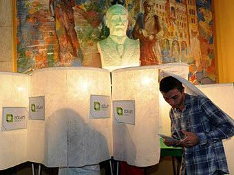    .  ©AFP