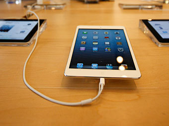 Apple iPad mini.  Reuters