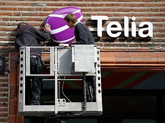 Reuters